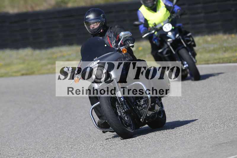 /01 02.04.2026 MAZ ADR/Gruppe gelb Gruppe gruen/87